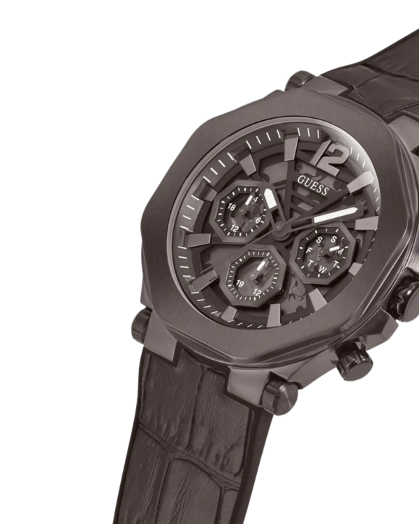 La montre GUESS GW0668L2 pour femme, issue de la collection Mod ID, combine élégance contemporaine et fonctionnalité raffinée. - 2025-05-31T173007.652 GUESS Mens Edge Multi-function Watch GW0492G2