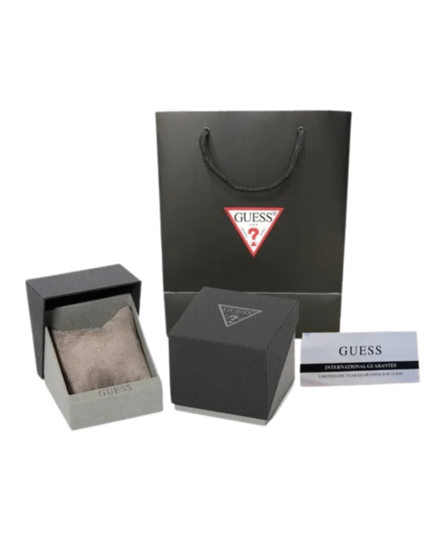La montre GUESS GW0668L2 pour femme, issue de la collection Mod ID, combine élégance contemporaine et fonctionnalité raffinée. - 2025-06-30T085042.462 Guess Leather Analog Green Dial Men’s Watch Ref : GW0221G1