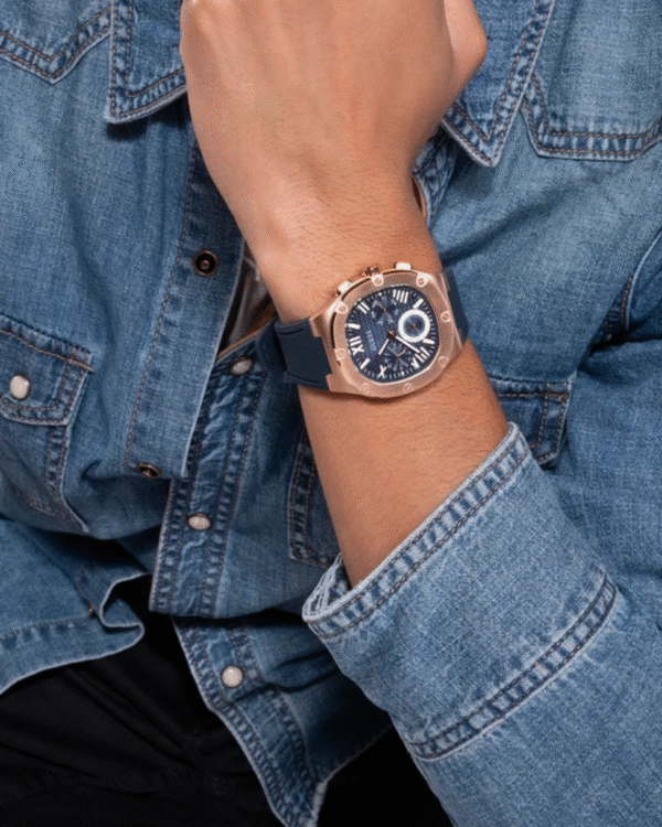 La montre GUESS GW0668L2 pour femme, issue de la collection Mod ID, combine élégance contemporaine et fonctionnalité raffinée. (49) GUESS Mens Burgundy Gunmetal Multi-function Watch GW0571G2