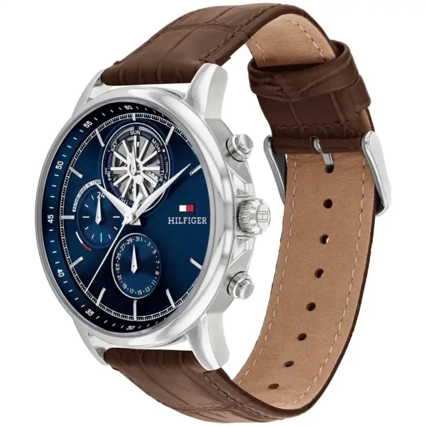 1710629-original-tommy-hifiger-men-watch-blue-dial-brown-leather-strap-egypt_2 Montre Homme Tommy Hilfiger Stewart – Cadran Bleu – Bracelet Cuir Marron – Réf 1710629