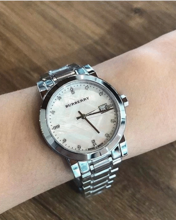 Montre Burberry femme Date Dial BU9125