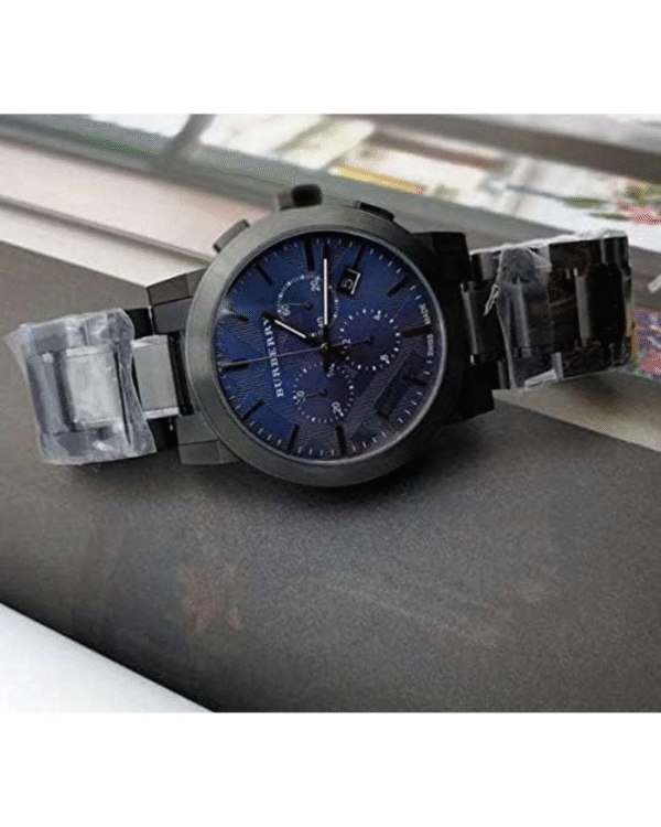 La montre GUESS GW0668L2 pour femme, issue de la collection Mod ID, combine élégance contemporaine et fonctionnalité raffinée. - 2025-06-06T085940.110 Burberry BU9365 Montre Chronographe Hommes