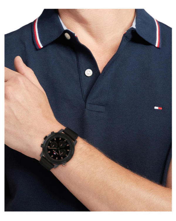 Montre Homme Tommy Hilfiger Aiden 1792110 – Cadran Noir & Bracelet Cuir 46 mm