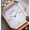 Montre Femme Emporio Armani AR11147 – Retro Acier Or Rose & Nacre 24 mm
