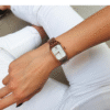 Montre Femme Emporio Armani AR11147 – Retro Acier Or Rose & Nacre 24 mm