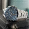 ontre Homme Hugo Boss Runner 1514143 – Chronographe 43 mm Cadran Bleu & Bracelet Acier