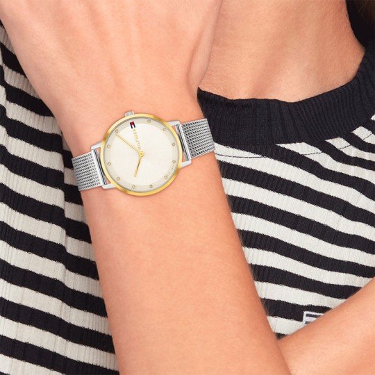 montre-tommy-hilfiger-femme-pippa-dore-index-en-oxydes-de-zirconium (4) Montre Tommy hilfiger Pippa Pour Femme 1782667