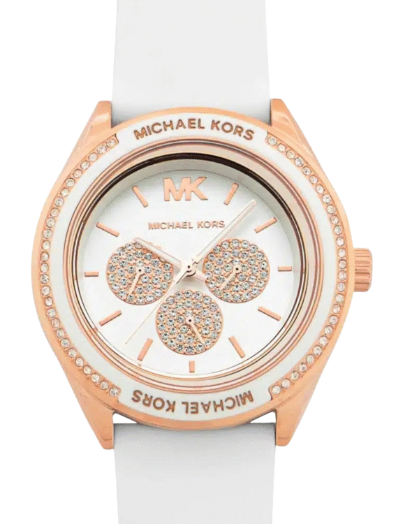 La montre GUESS GW0668L2 pour femme, issue de la collection Mod ID, combine élégance contemporaine et fonctionnalité raffinée. - 2025-08-12T061659.902 Michael Kors MK6945 – Montre Femme Sport Oversize 40 mm Or Rose & Bracelet Silicone Blanc